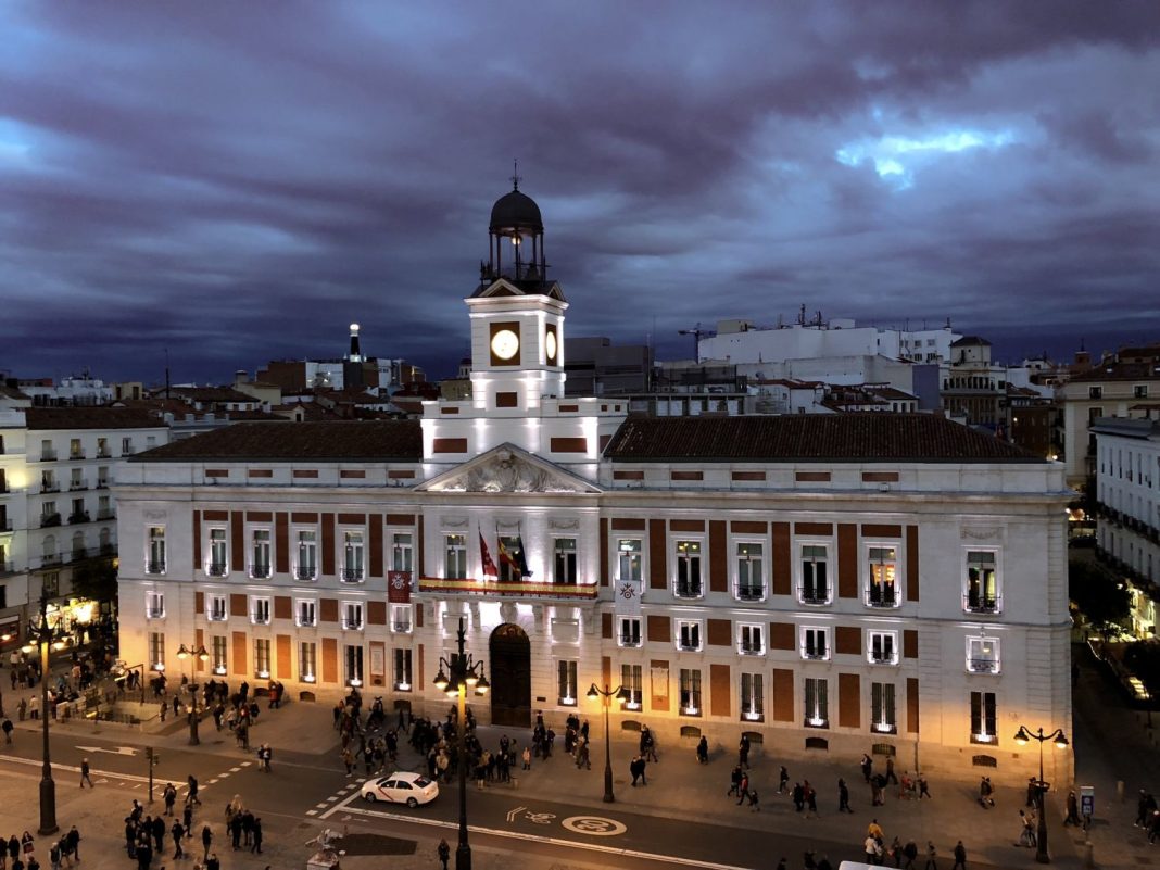 La Puerta Del Sol De Madrid M S All Del Kil Metro Cero Un Centro De