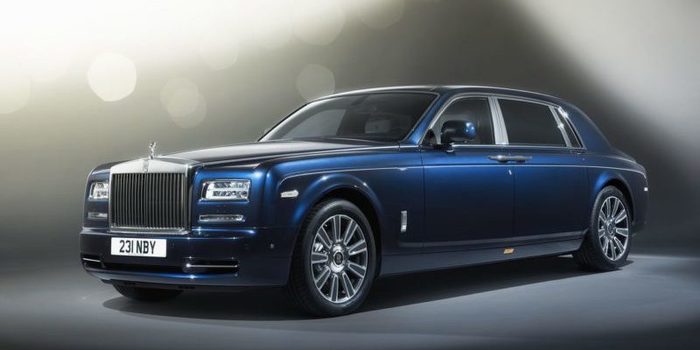 rolls_royce_phantom_front_3q_v11_copy-0-0