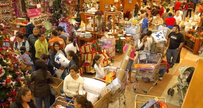 Las ventas de Navidad remontaron a última hora, en contra de las más agrias previsiones