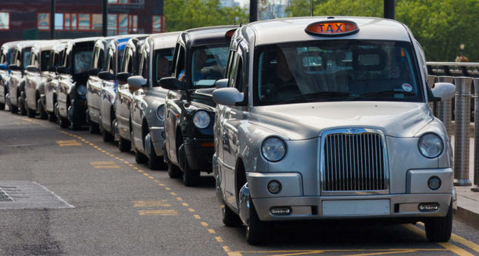 london-taxis-peste-leyes-absurdas-britanicas