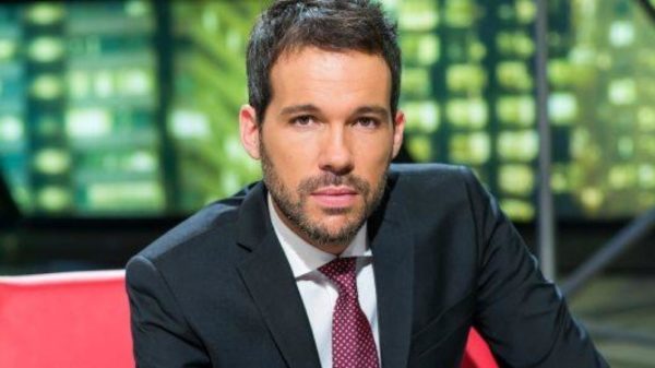 La cúpula de Mediaset improvisa cinco volantazos en su semana más difícil