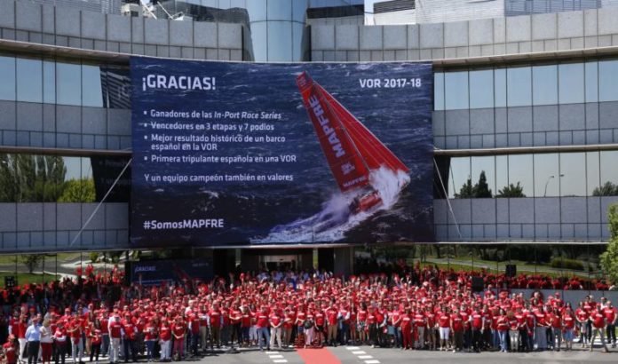 Homenaje MAPFRE equipo de regata