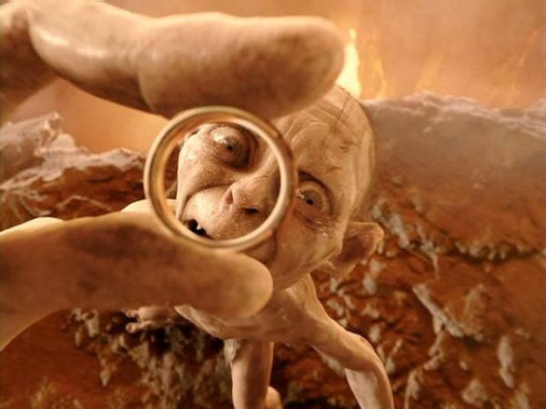 gollum con su anillo