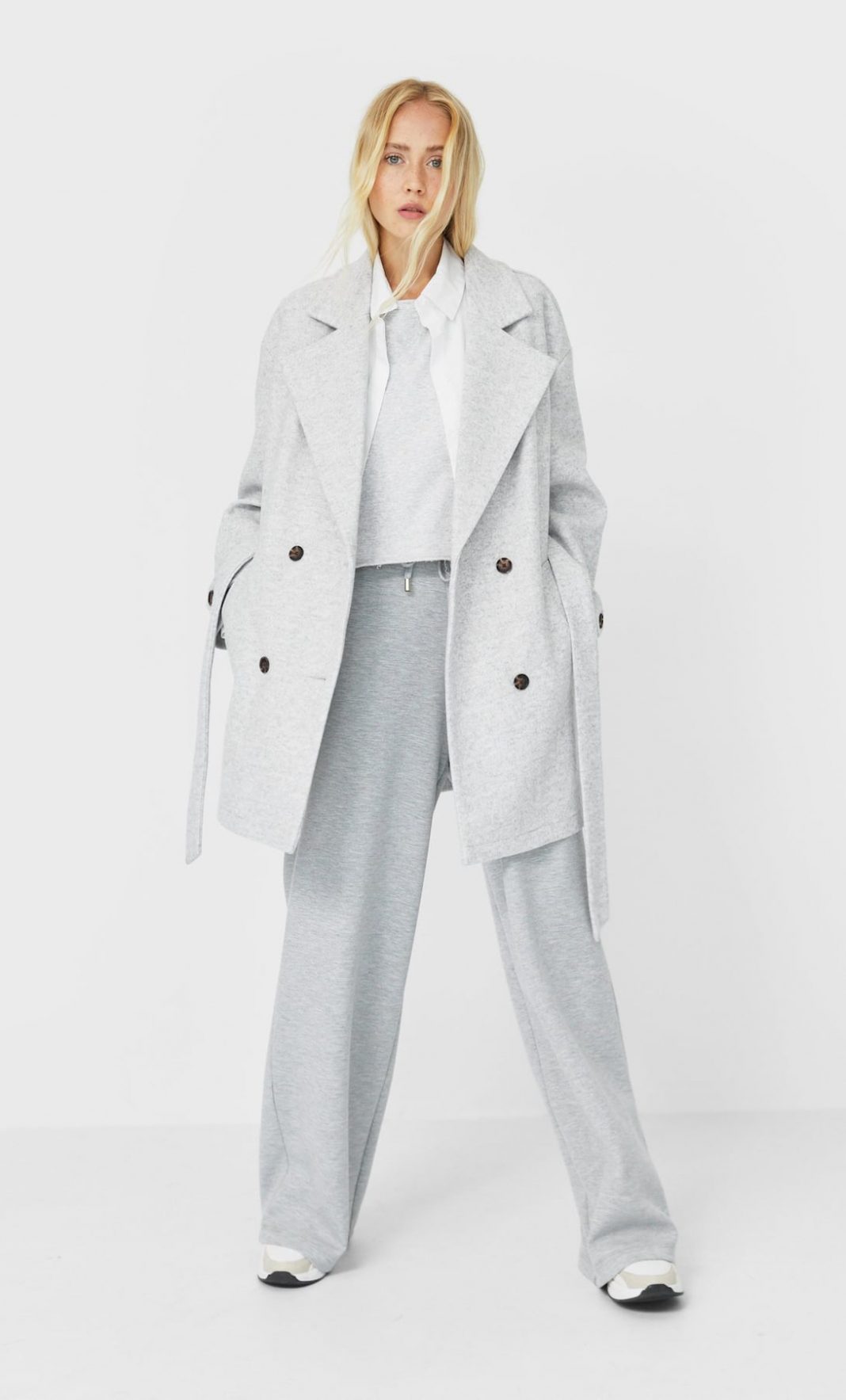 abrigo trench punto stradivarius