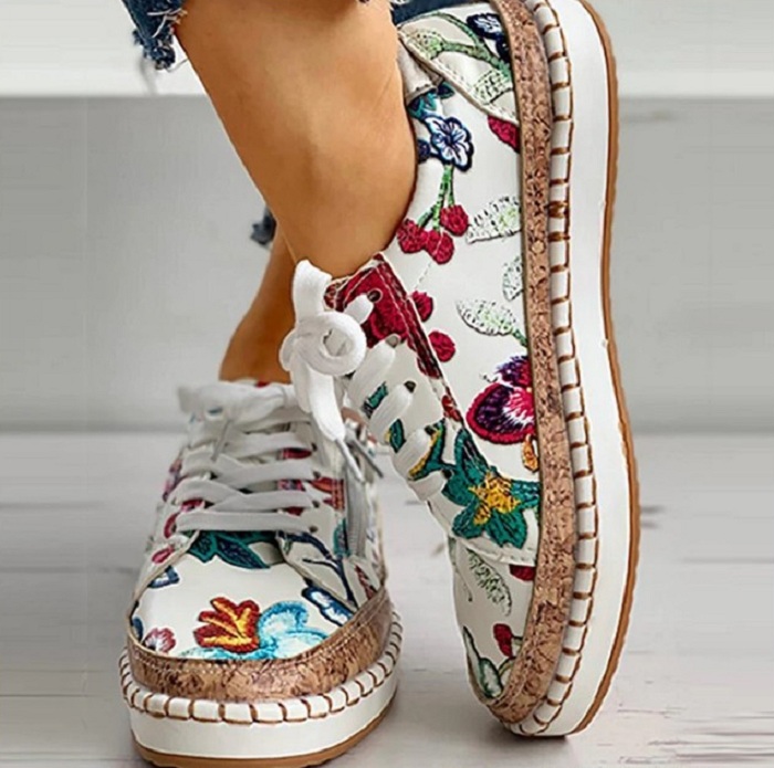 zapatillas con estampado floral