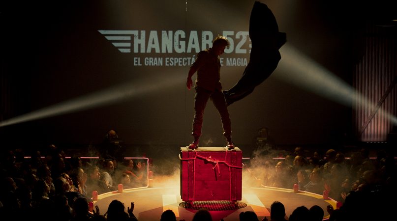 HANGAR 52 Revolution Merca2.es