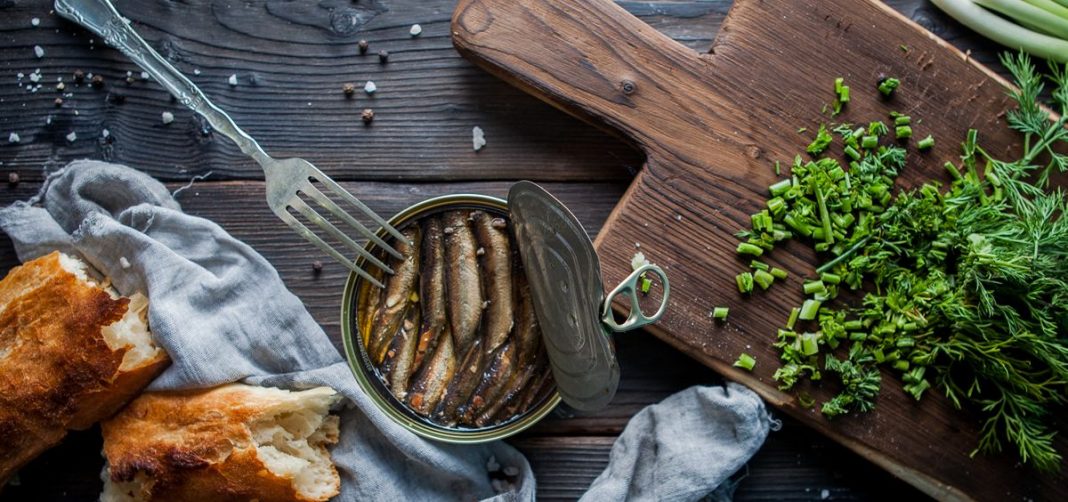 sardinas en lata en aceite