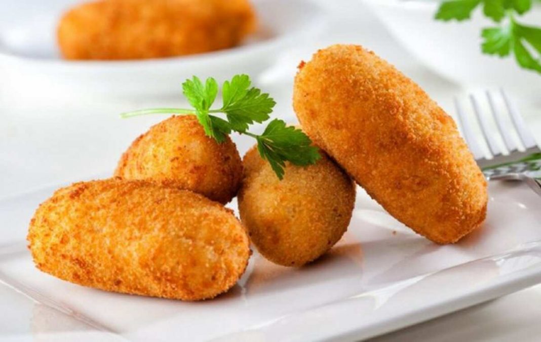 Croquetas de patata y queso sabrosas