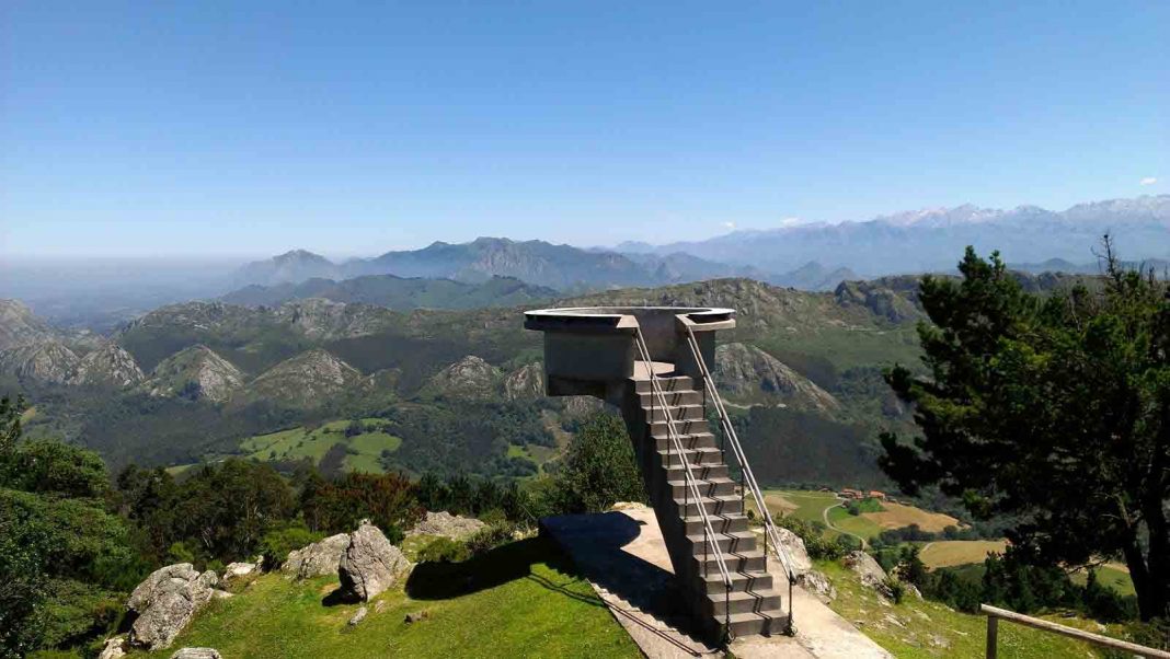 El curioso mirador del Fito, una joya entre los miradores de España