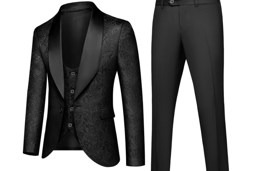 traje jacquard en negro