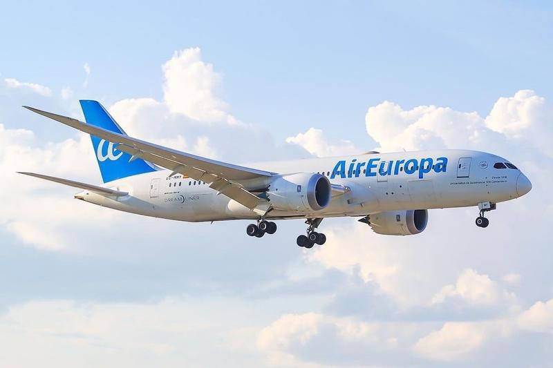 Air Europa cierra la campaña de Navidad con una ocupación media del 70%