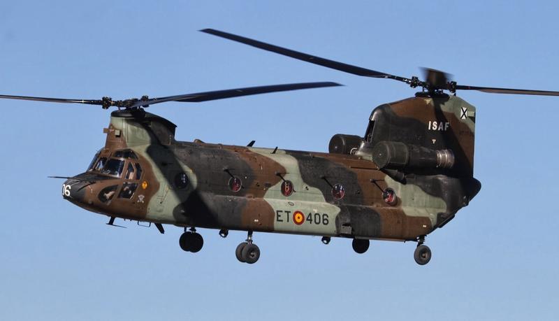 Indra dotará al Chinook CH-47F de sistemas de defensa electrónica de nueva generación por 35 M€