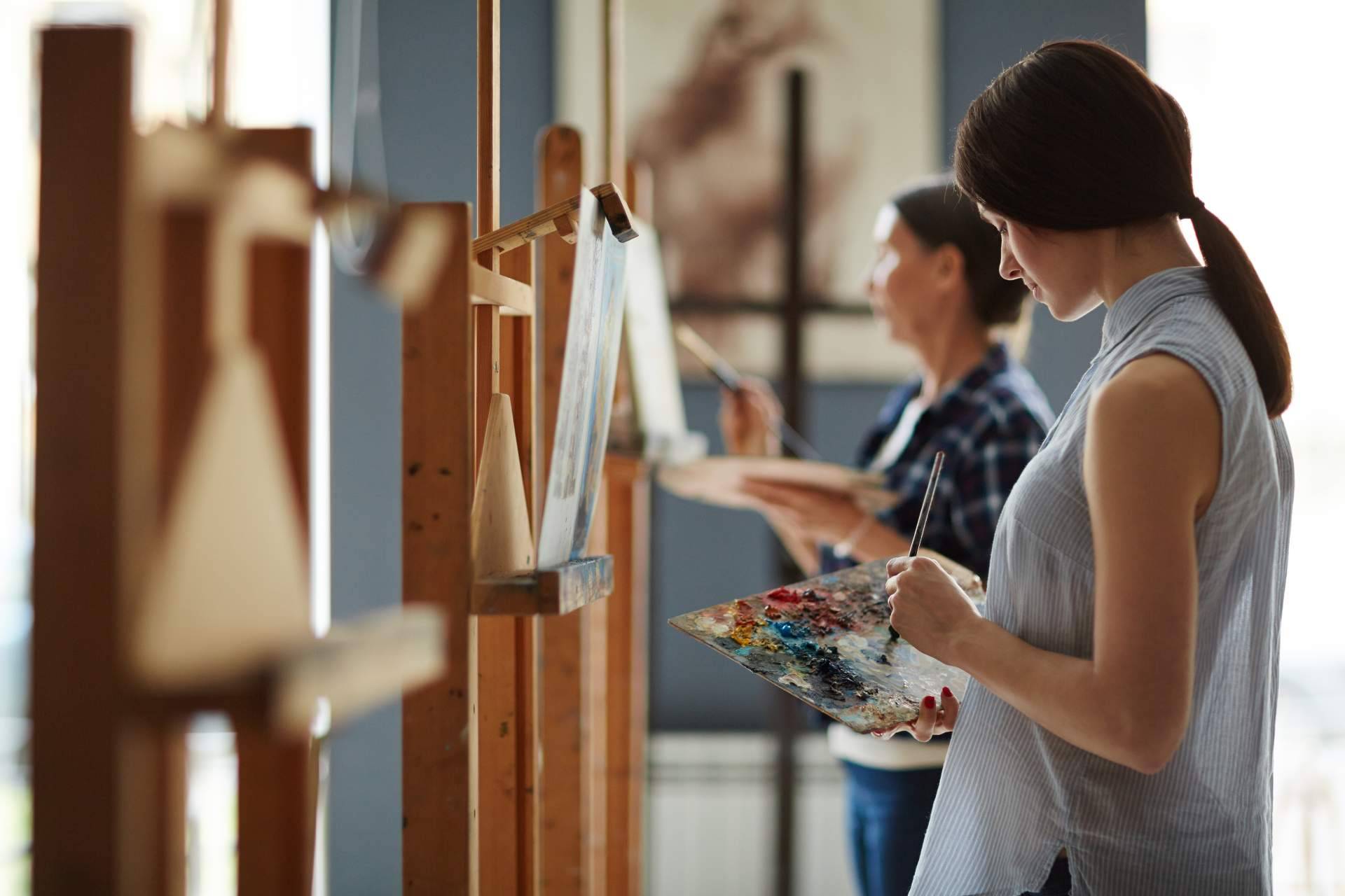 ¿Cuáles son los beneficios de la enseñanza artística para el desarrollo creativo? Por El taller de la Salamandra