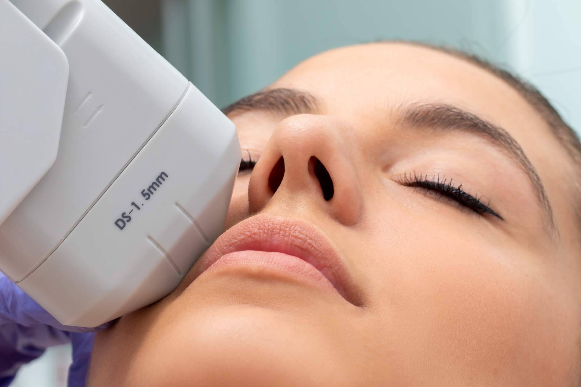 CB Clinic opta por HIFU Facial con Ultrasonidos