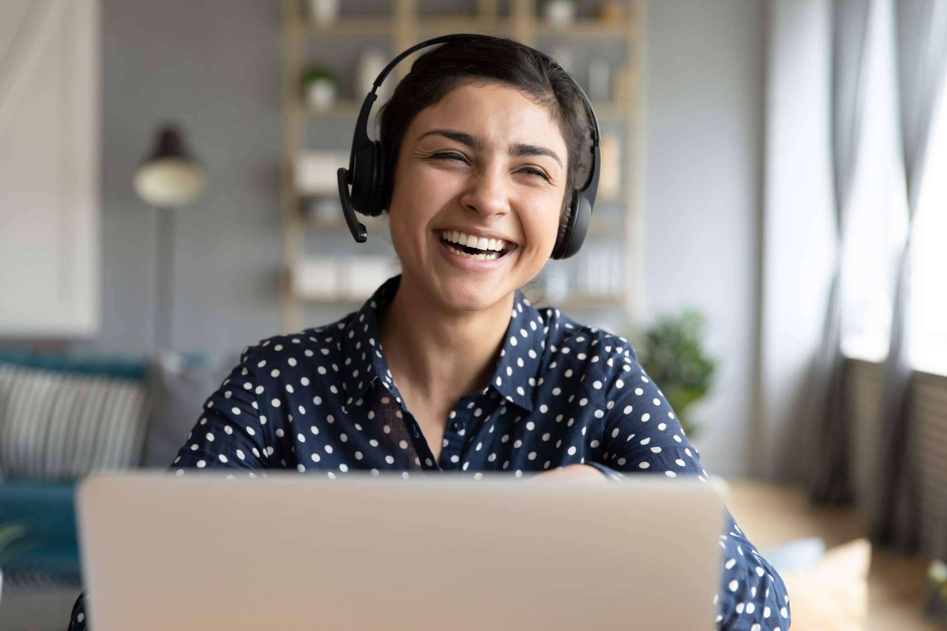 Aprender inglés desde casa, una tendencia en auge durante la pandemia. Inglés en directo y en videoconferencia.