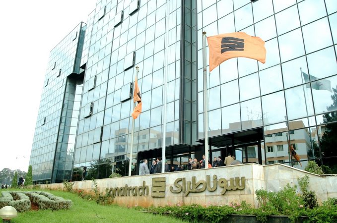 Sede-central-de-Sonatrach-en-Argelia-1