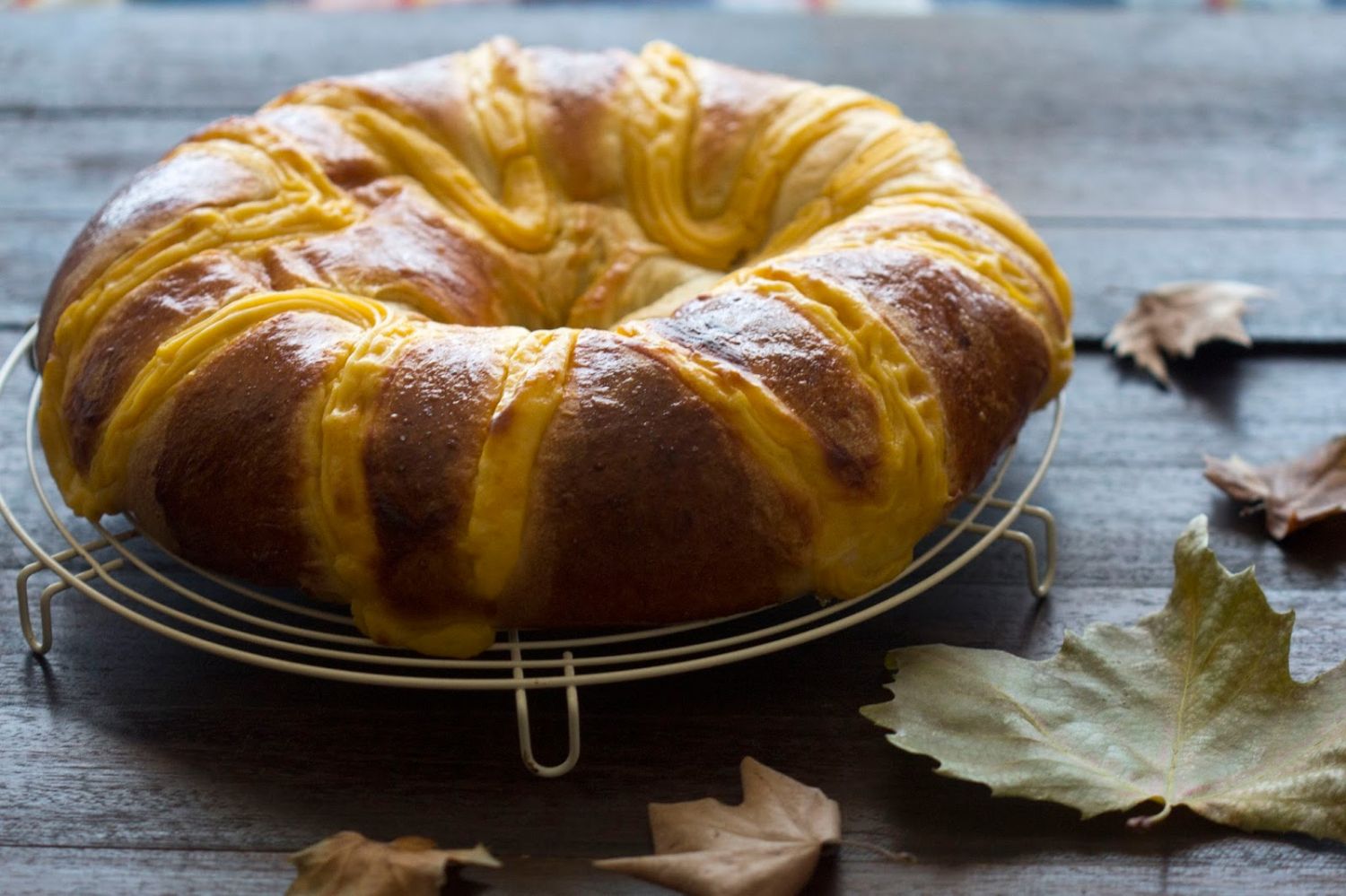 Corona de la Almudena, el roscón madrileño que puedes hacer en casa