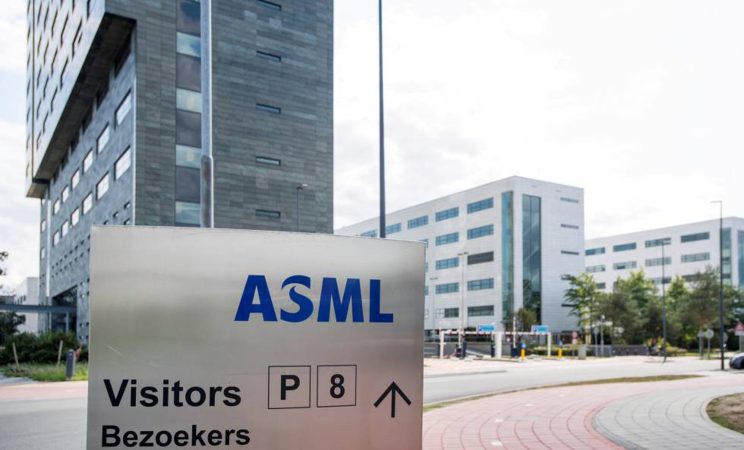 ASML 