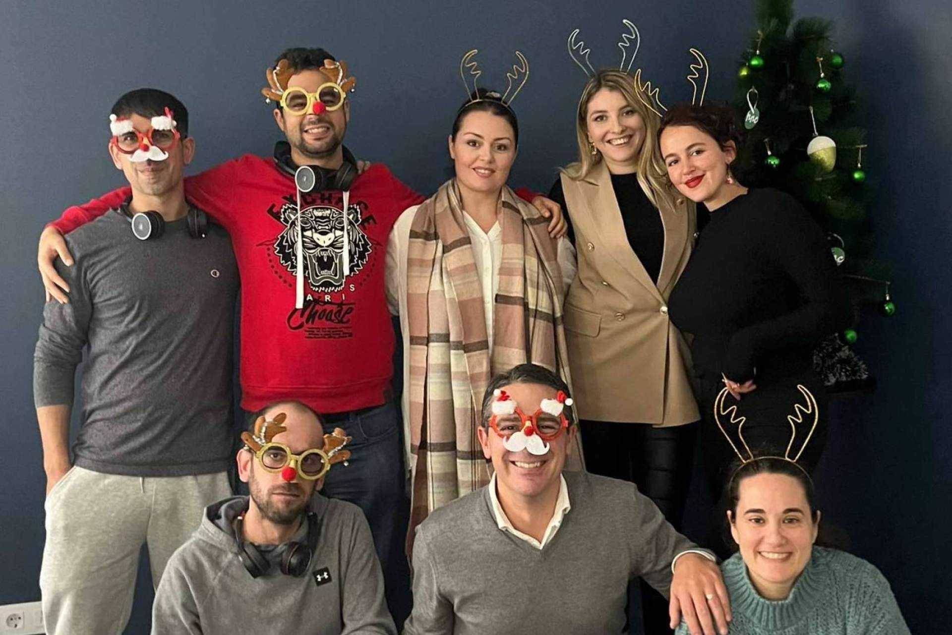 HNC desea a sus clientes una feliz Navidad y un próspero año nuevo