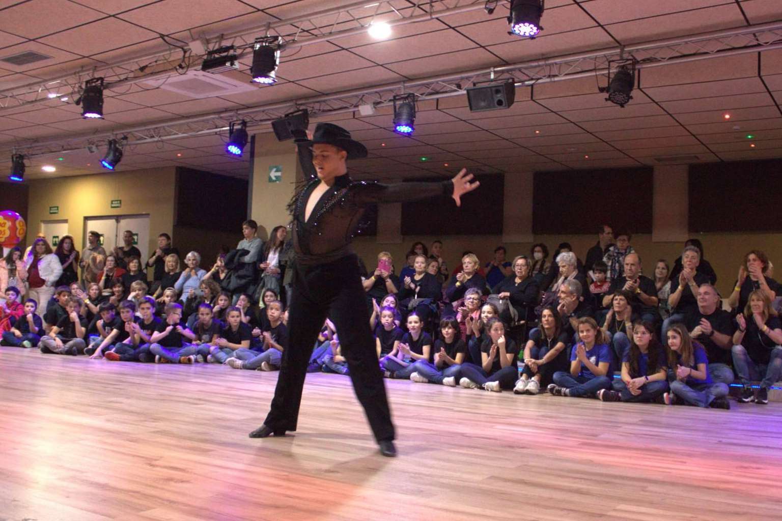 Dantza Bai es un proyecto de baile deportivo en educación física en colegios