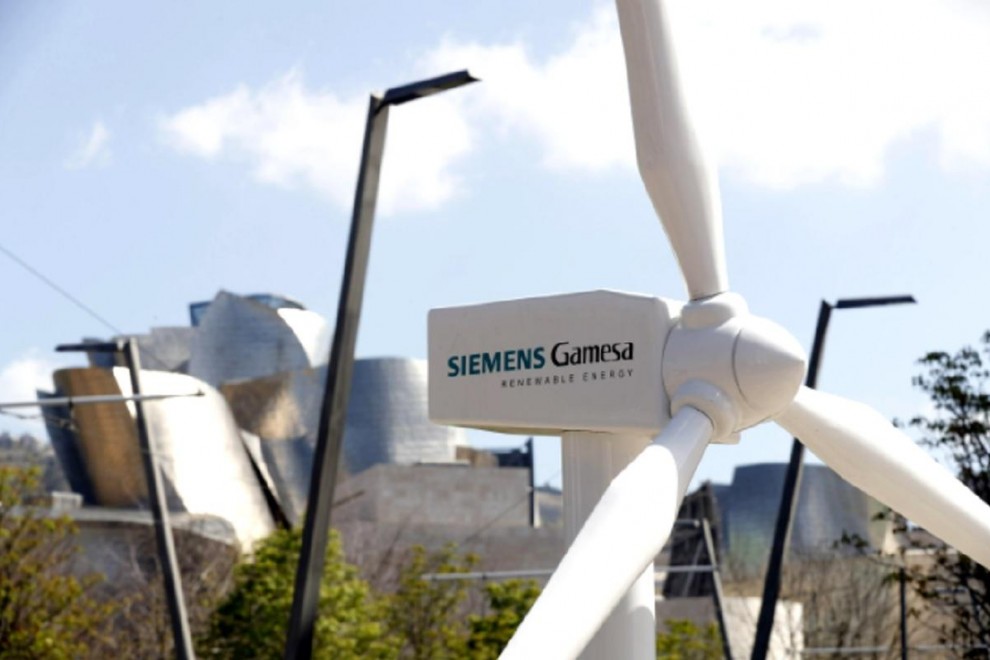 Siemens Gamesa anunció disminución de ingresos y se ve obligado a vender sus parques eólicos