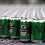 Las inundaciones en España complican el negocio de Heineken en Europa