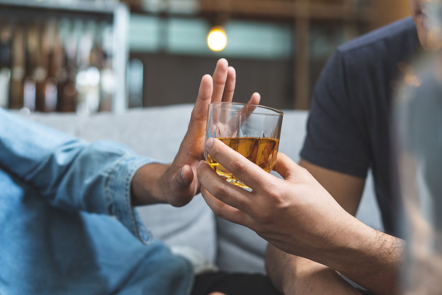 ¿Puede el alcohol ayudar a mantener una salud mental saludable?