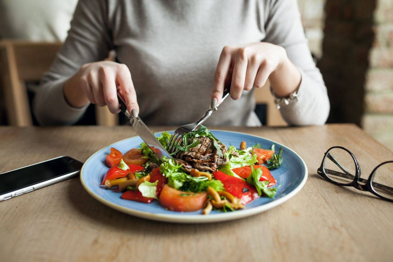 Evitar comer alimentos de forma compulsiva