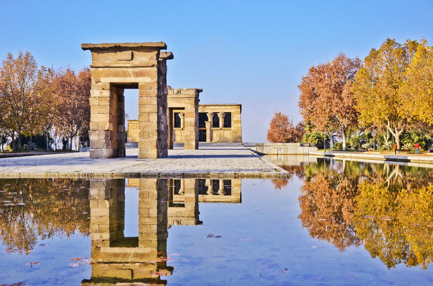 CURIOSIDADES DEL TEMPLO DEBOD