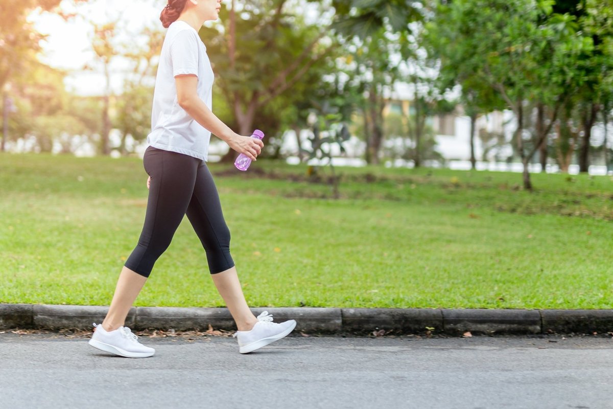 Caminatas y Ejercicio Aeróbico Moderado