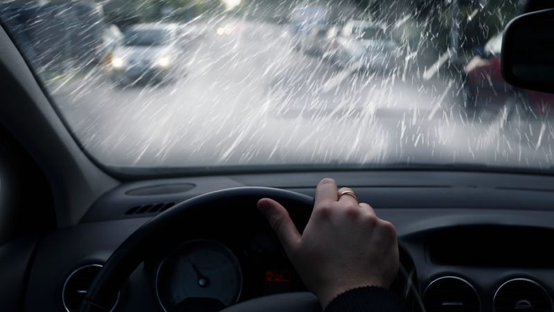 lluvia conducir coche 7 Merca2.es