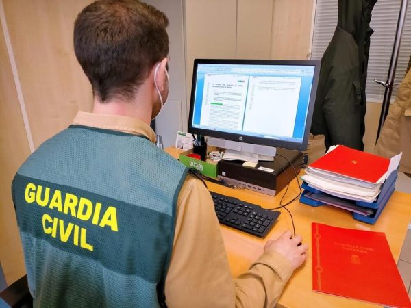 La Guardia Civil informa de una nueva estafa que llega a traves de un regalo de un amigo 3 Merca2.es