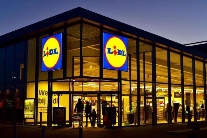 Lidl tiene unas zapatillas casi clon de las Hoff salvo en el precio, 15 euros