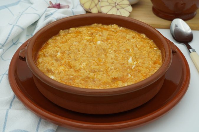 Sopa de ajo casera scaled 1 Merca2.es