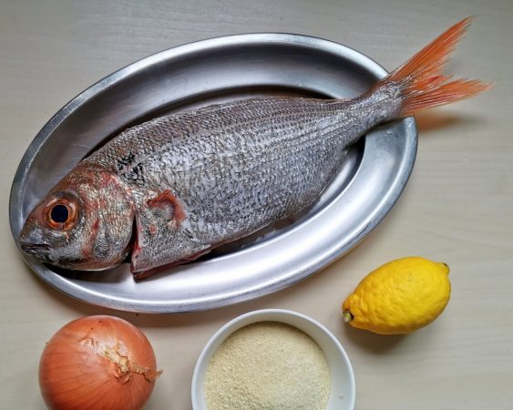 los ingredientes para el besugo al horno Merca2.es