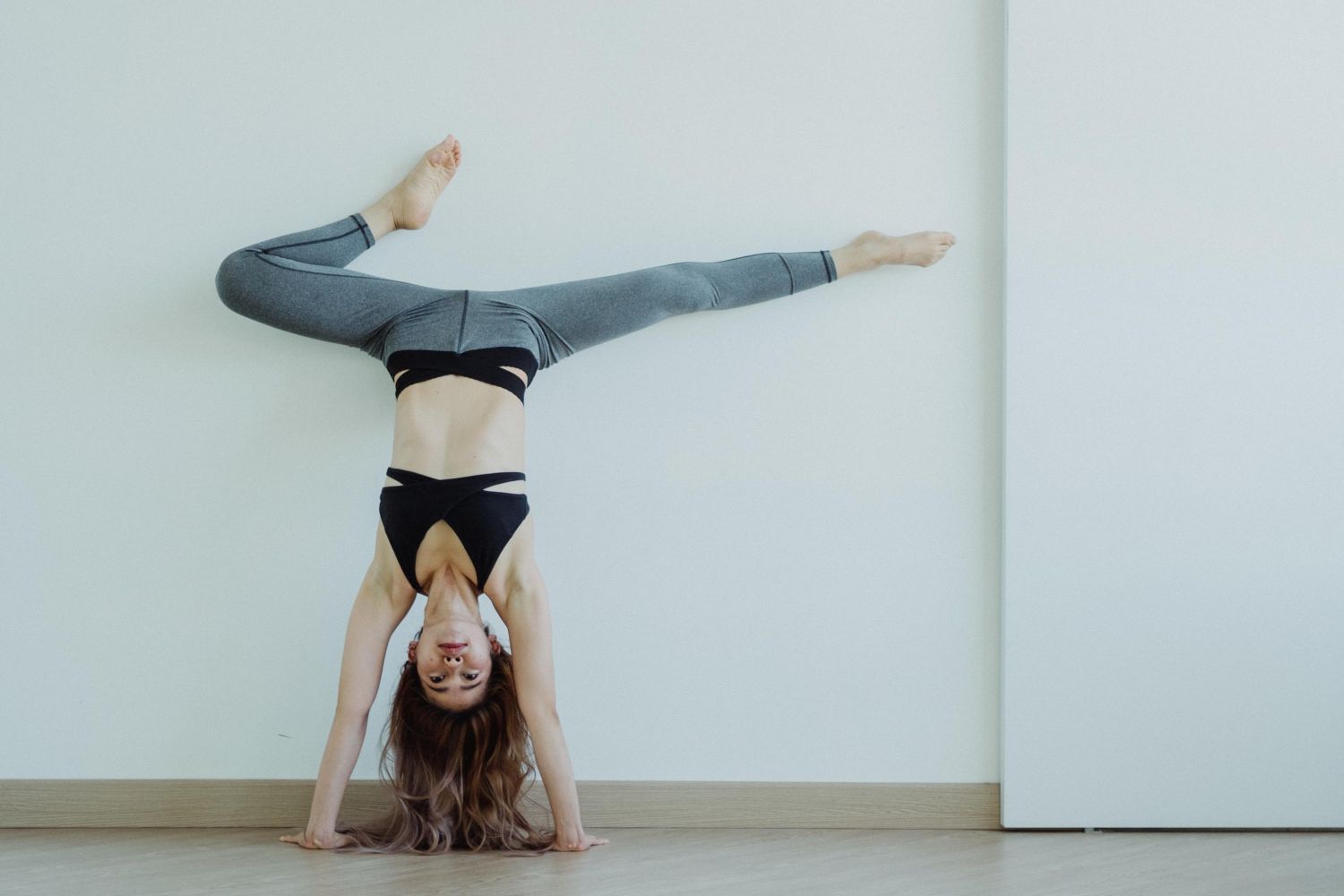 LA EXPERIENCIA DEL PILATES EN LA PARED