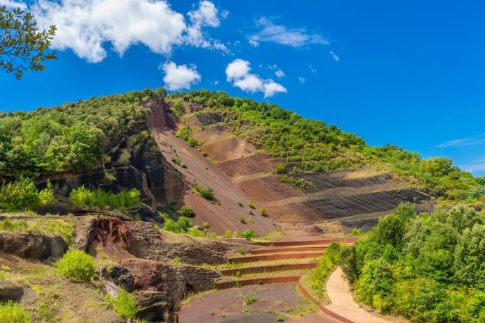 No te pierdas el parque natural de la zona volcánica de la Garrotxa en Girona