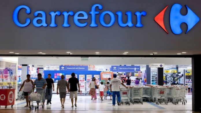 Carrefour, Alcampo y Aldi preparan rebajas para la vuelta de vacaciones