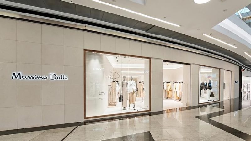 Massimo Dutti apuesta para esta temporada por estos pantalones anchos básicos que te encantarán