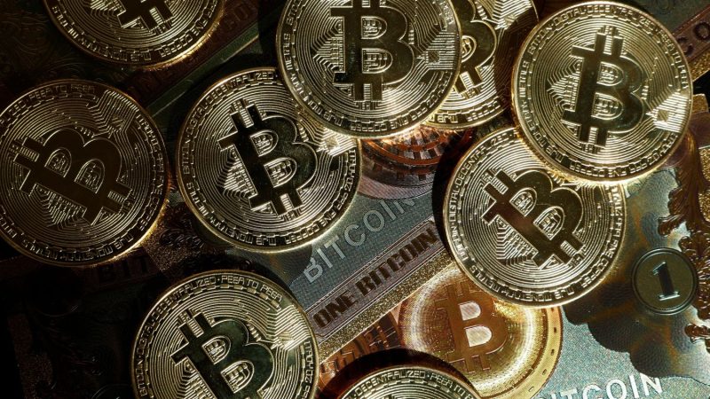 Más de 123 Bitcoin adquirido