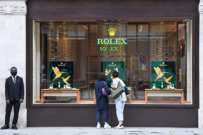 Rolex reduce la producción por la caída de la demanda de relojes de lujos