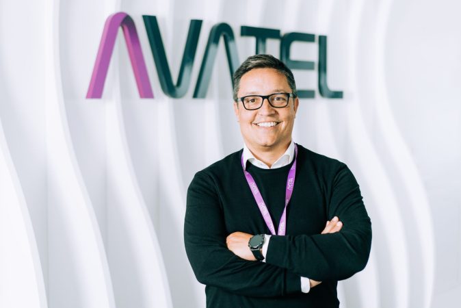 Avatel pagará su deuda con el despido de casi la mitad de su plantilla