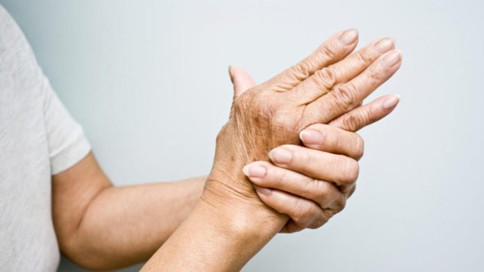 3 formas naturales para combatir la artritis para mejorar tu salud rápidamente