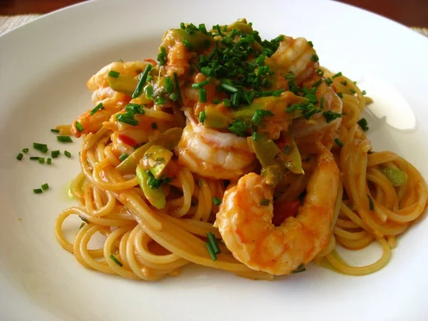 espaguetis con gambas receta Merca2.es