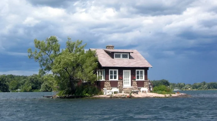 Qué esconde la isla más pequeña del mundo en la que solo hay una casa