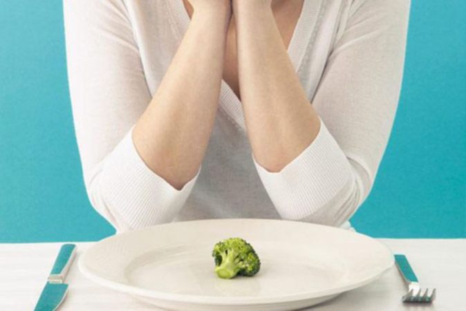 LAS 5 PEORES DIETAS PARA BAJAR DE PESO 