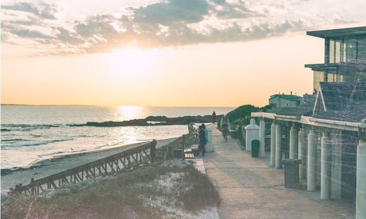 Las 3 playas en los Estados Unidos más infestadas de tiburones