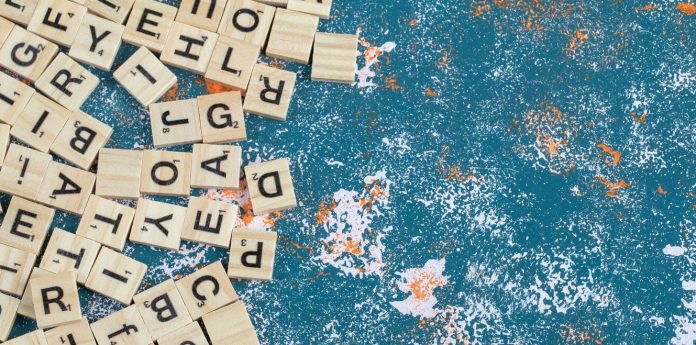 ⁠Mira al hombre que ganó un mundial de Scrabble en francés sin saber hablar ni un poco de este idioma