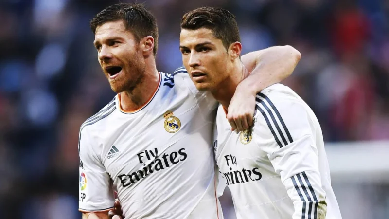 El 11 que armaría de Xabi para el Leverkusen: ¿Cristiano y Messi juntos?