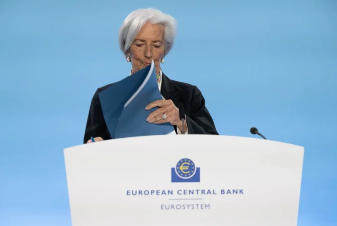 BCE LAGARDE 2 Merca2.es